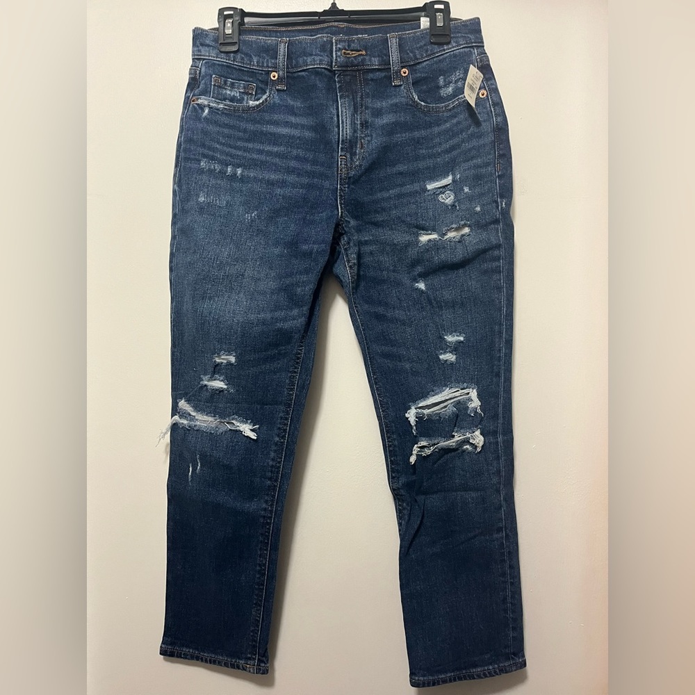 Old Navy Size 4 petite ripped jeans NWT